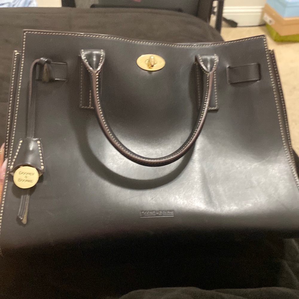 Dooney & Bourke
